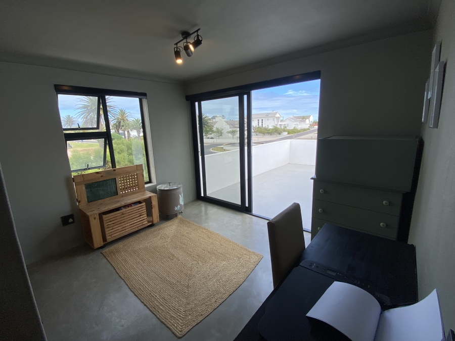 4 Bedroom Property for Sale in Shelley Point Western Cape